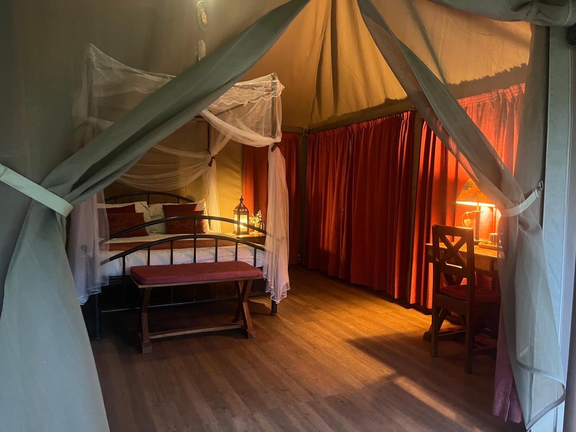 Ikweta Safari Camp Hotel Maua Exterior photo