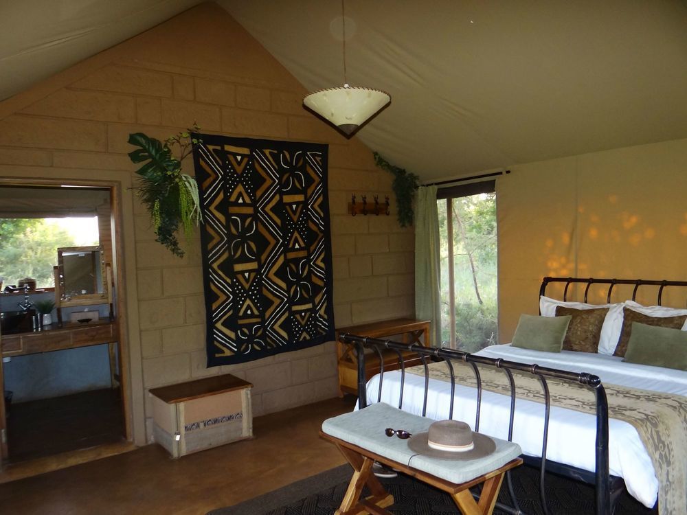 Ikweta Safari Camp Hotel Maua Exterior photo